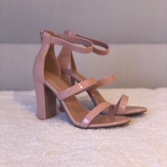 Shoe LaLa Nude Open Toed Shoe with Tapered Heel - Picture 4 of 8